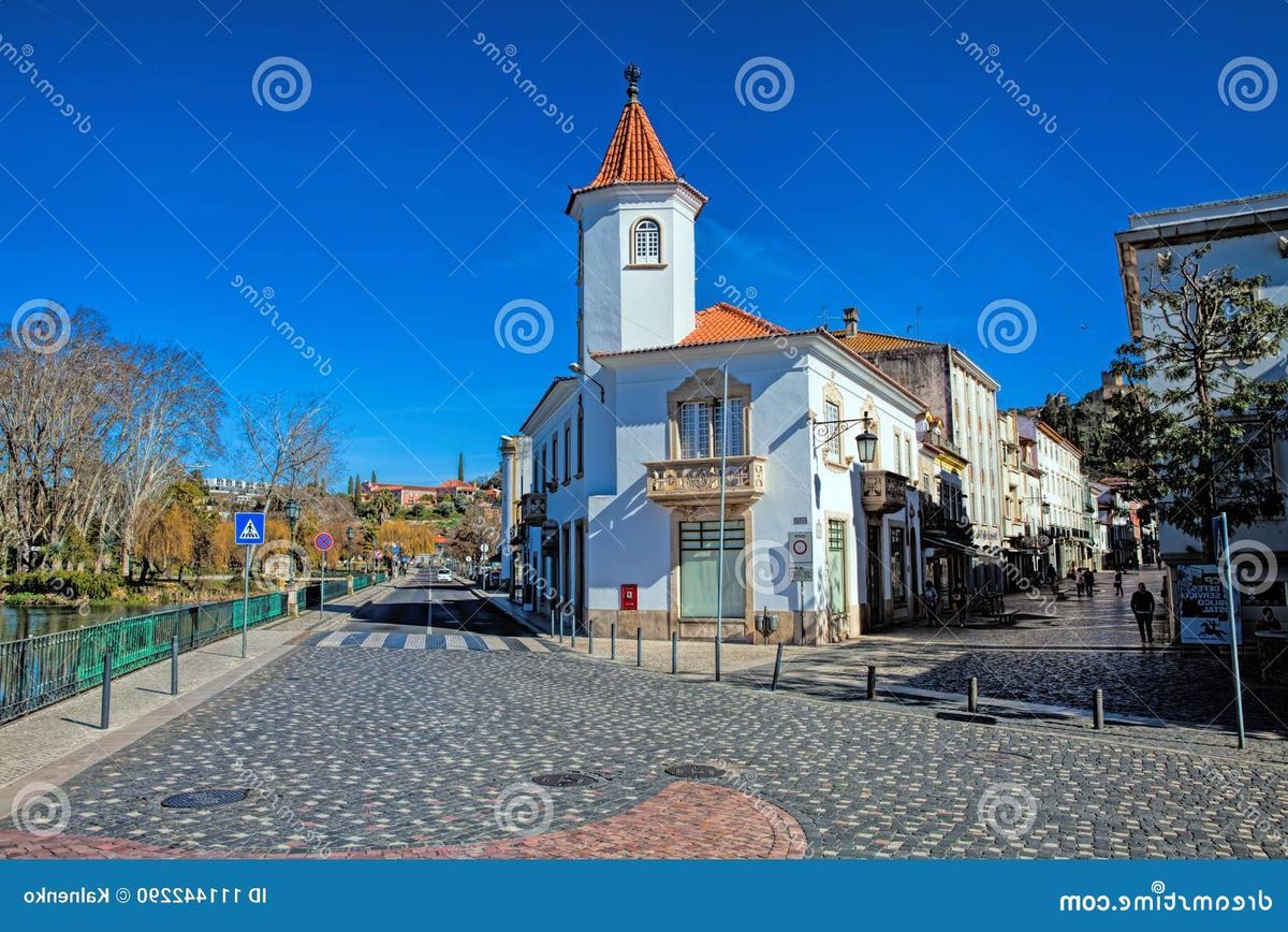 Pros and cons of living in Santarém - 15