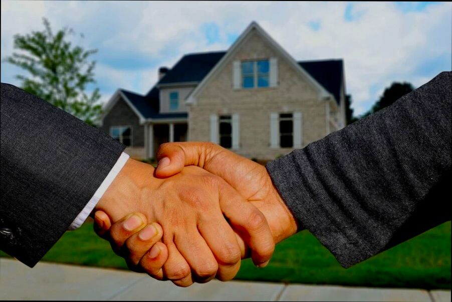 How estate agents value property - 3