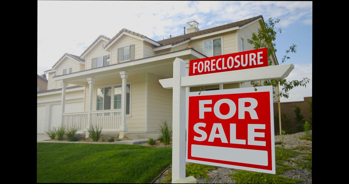 What kind of loan do I need to buy a foreclosure - 0