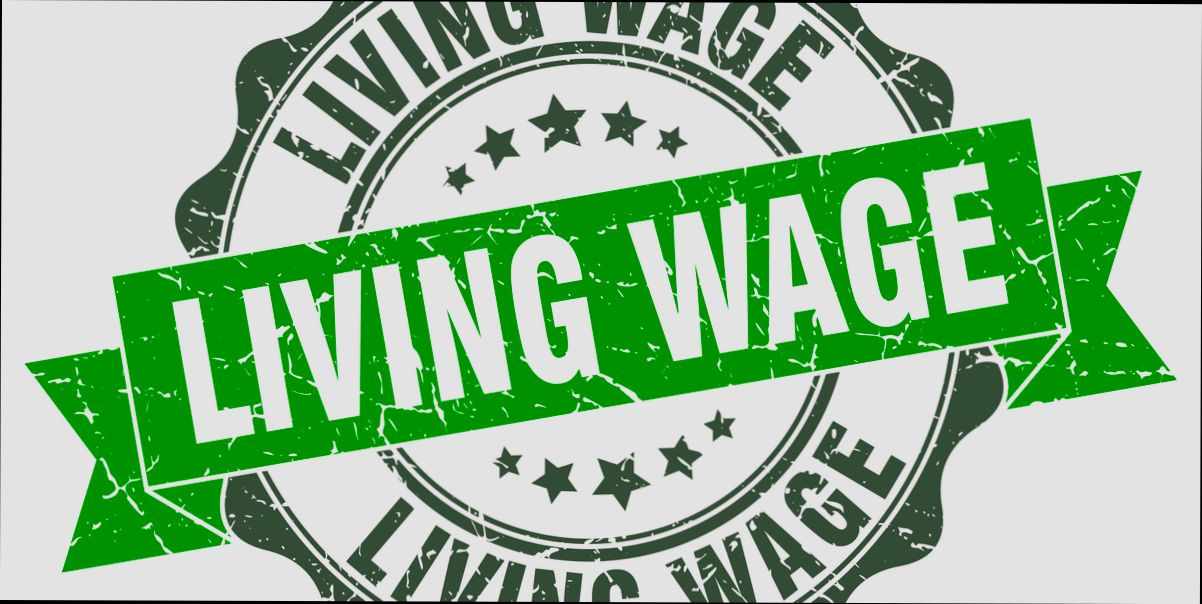 What is a liveable salary in Málaga? - 5