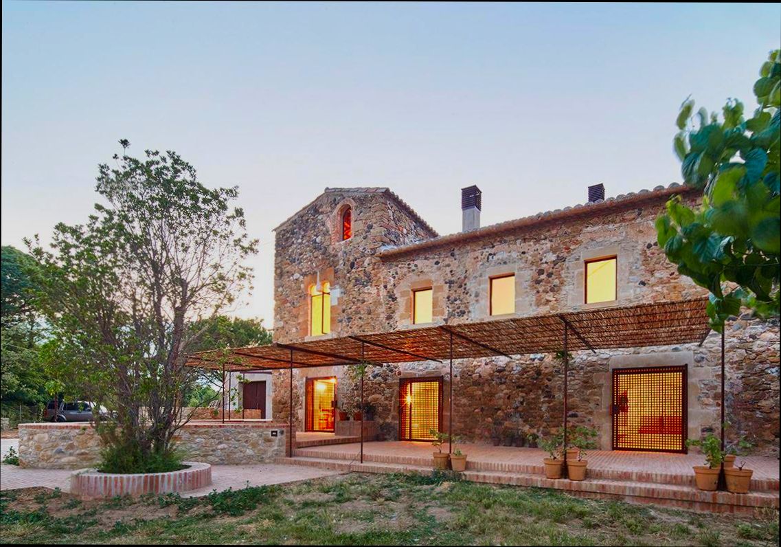 Buying Old House to Renovate in Spain Guide - 1