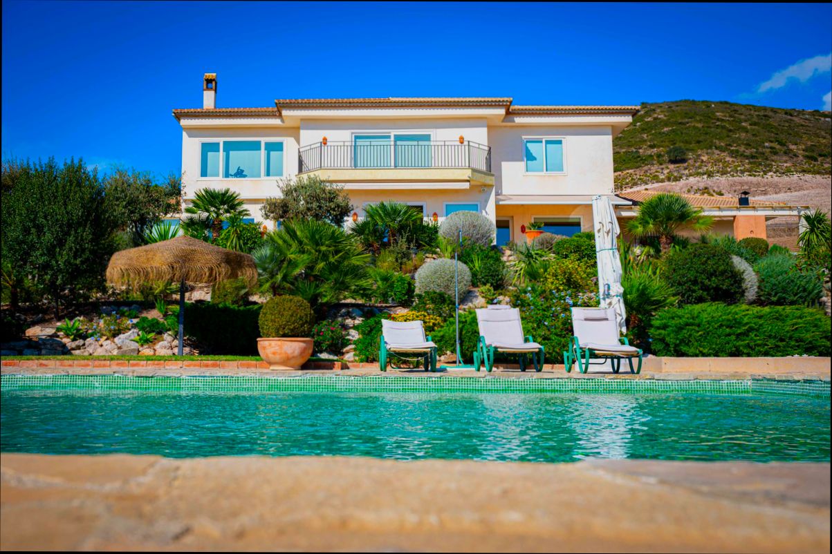 How to Find Affordable Beachfront Property in Spain - 3