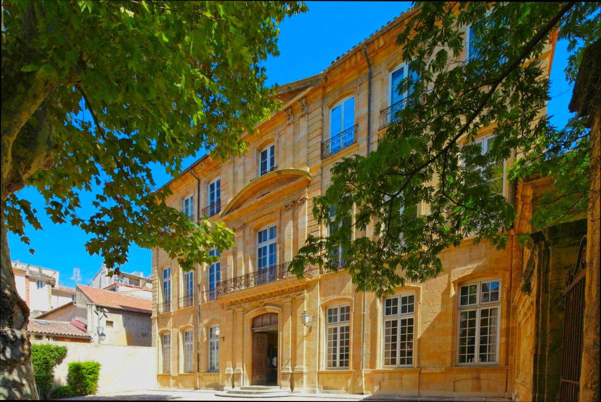 Pros and Cons of Living in Aix en Provence France as an Expat - 2