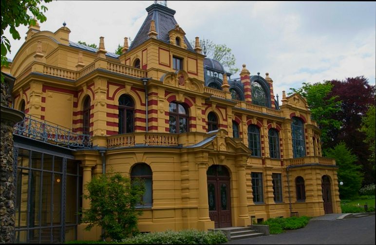 Pros and Cons of Living in Augsburg - 6