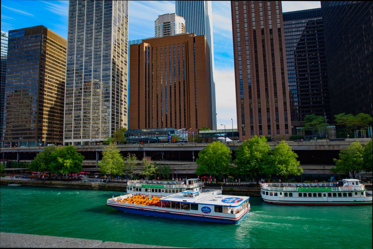 Pros and Cons of Living in Aurora IL - 0