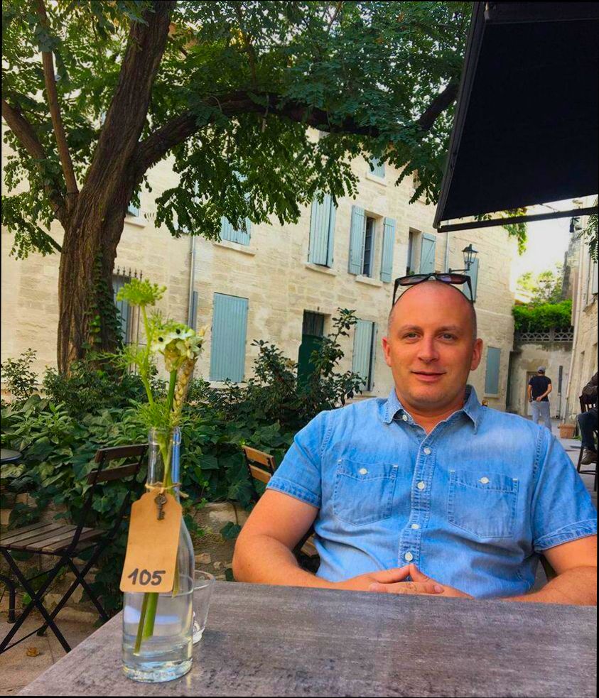 Pros and Cons of Living in Avignon France as an Expat - 0