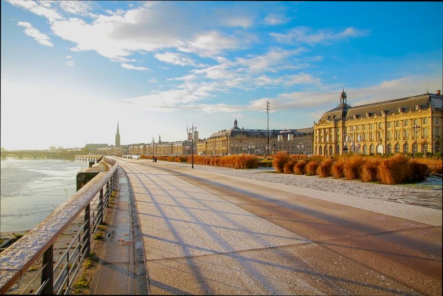 Pros and Cons of Living in Bordeaux France as an Expat - 0