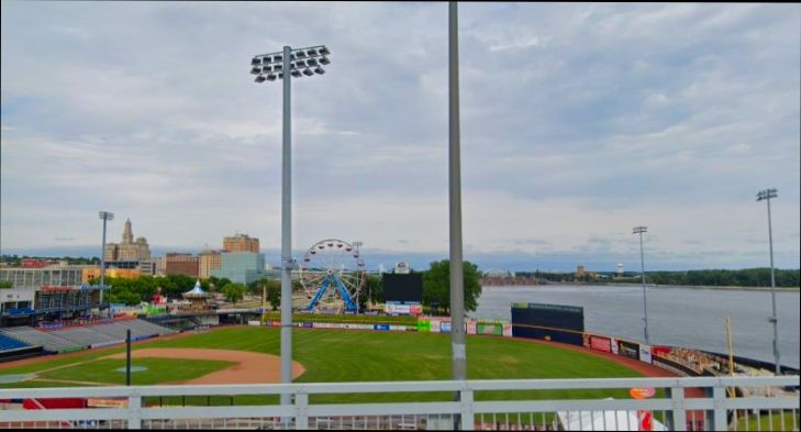 Pros and Cons of Living in Davenport IA - 3