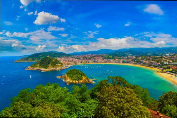 Pros and Cons of Living in Donostia San Sebastián preview