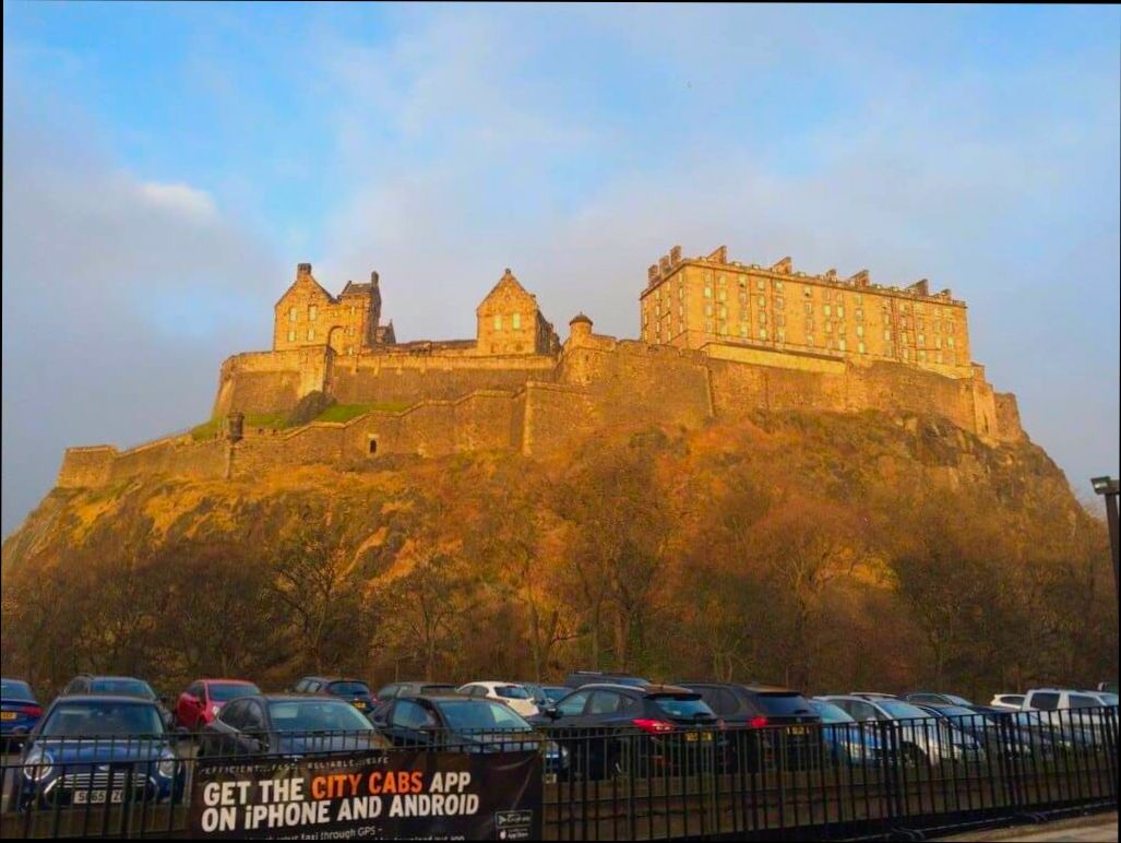 Pros and Cons of Living in Edinburgh - 0