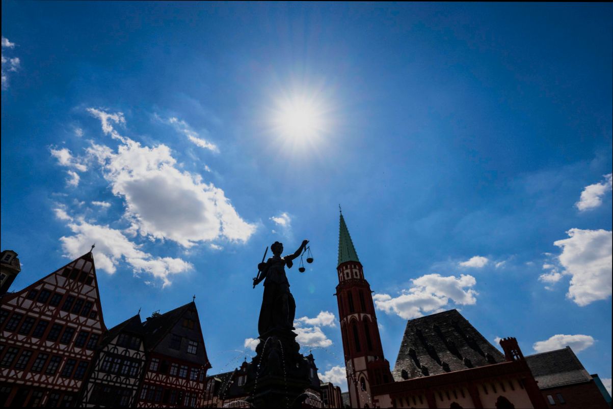 Pros and Cons of Living in Frankfurt am Main