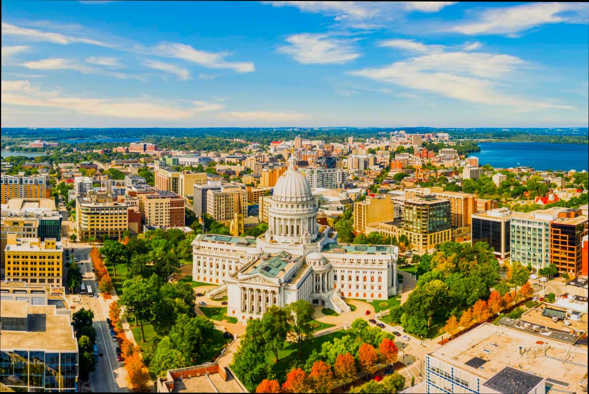 Pros and Cons of Living in Green Bay WI - 1