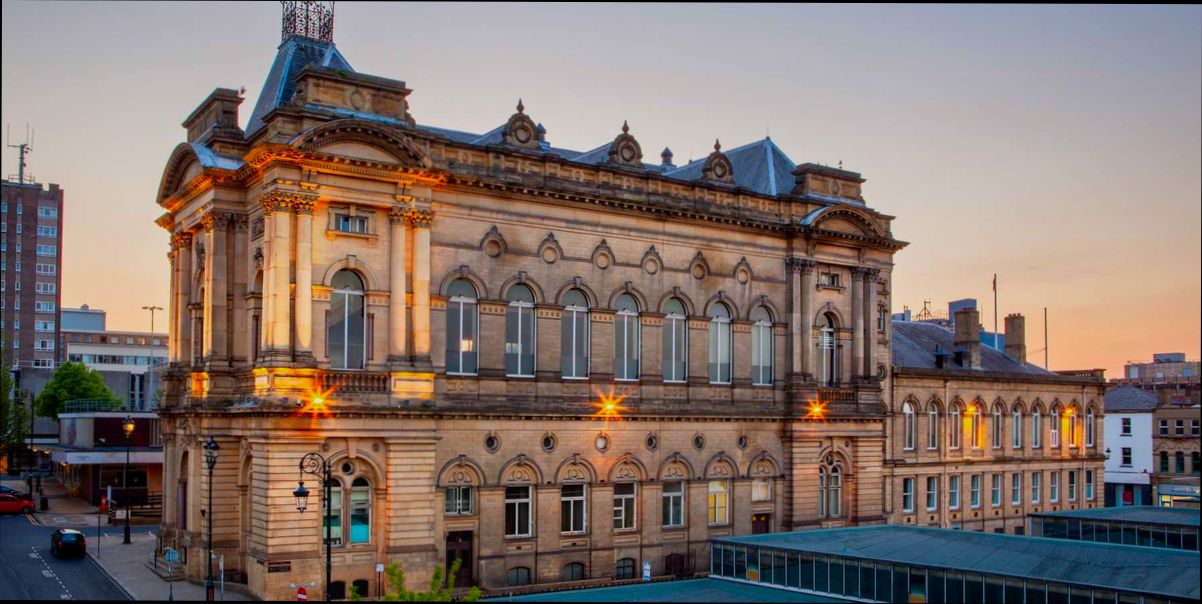 Pros and Cons of Living in Huddersfield - 1