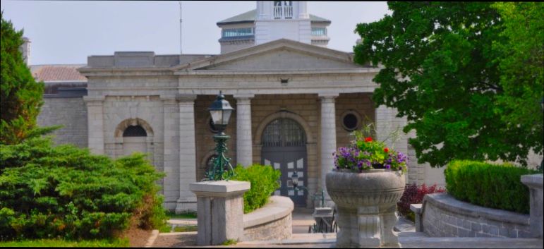 Pros and Cons of Living in Kingston upon Hull - 0