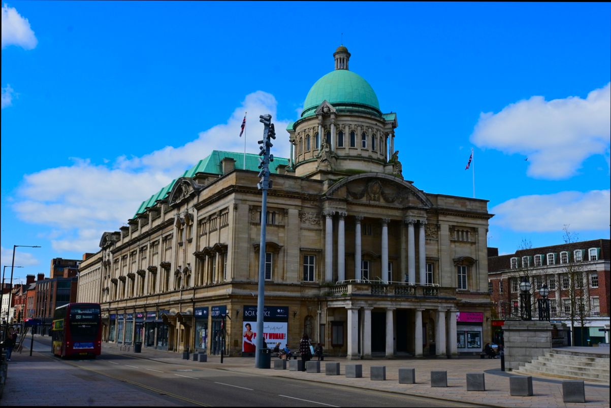 Pros and Cons of Living in Kingston upon Hull - 1