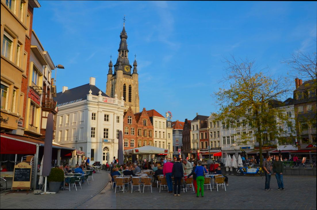 Pros and Cons of Living in Kortrijk (Courtrai) - 1