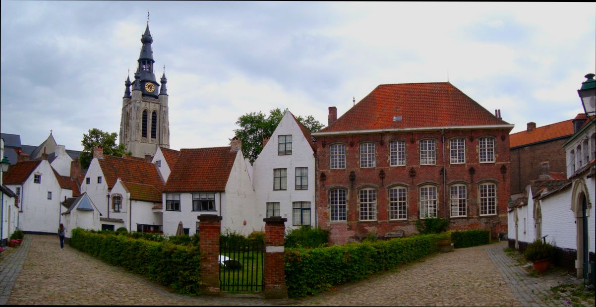 Pros and Cons of Living in Kortrijk (Courtrai) - 4