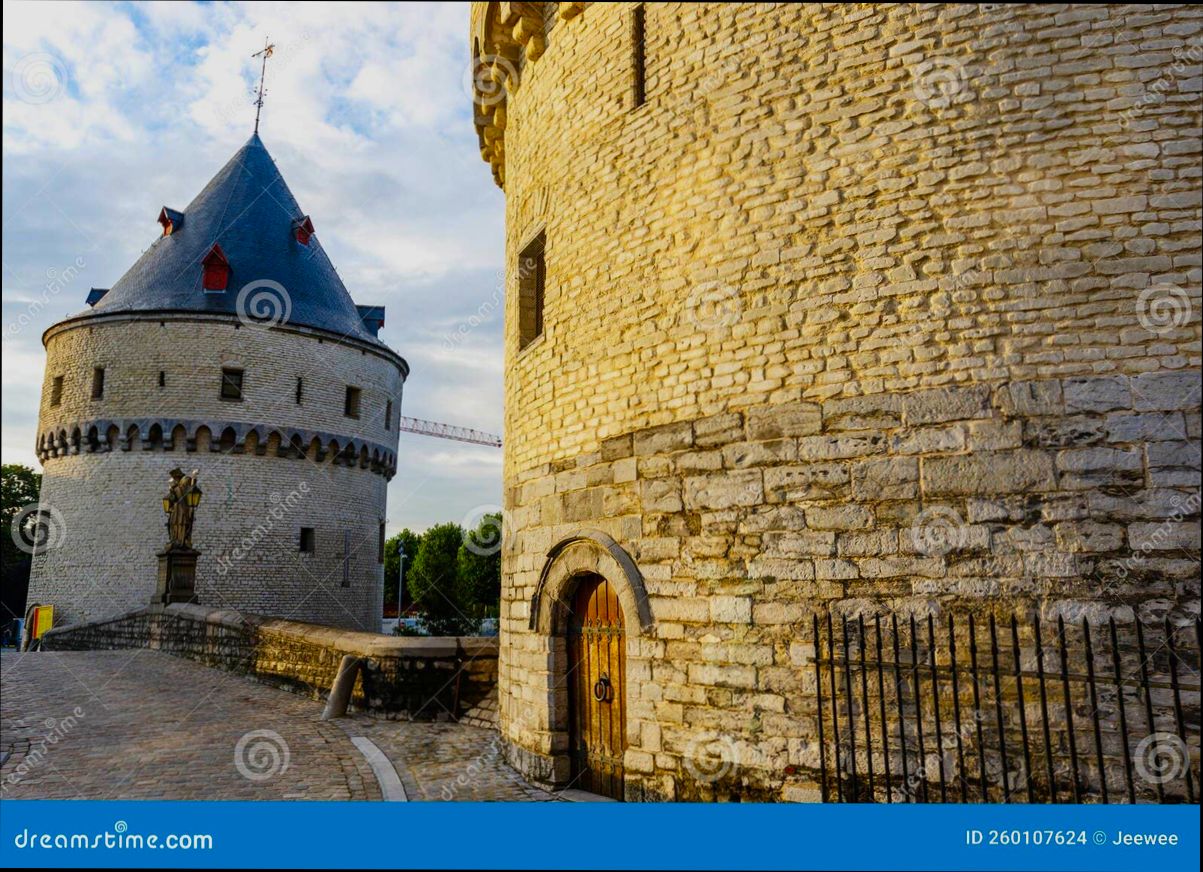 Pros and Cons of Living in Kortrijk (Courtrai) - 5