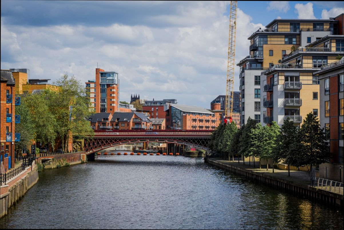 Pros and Cons of Living in Leeds - 3