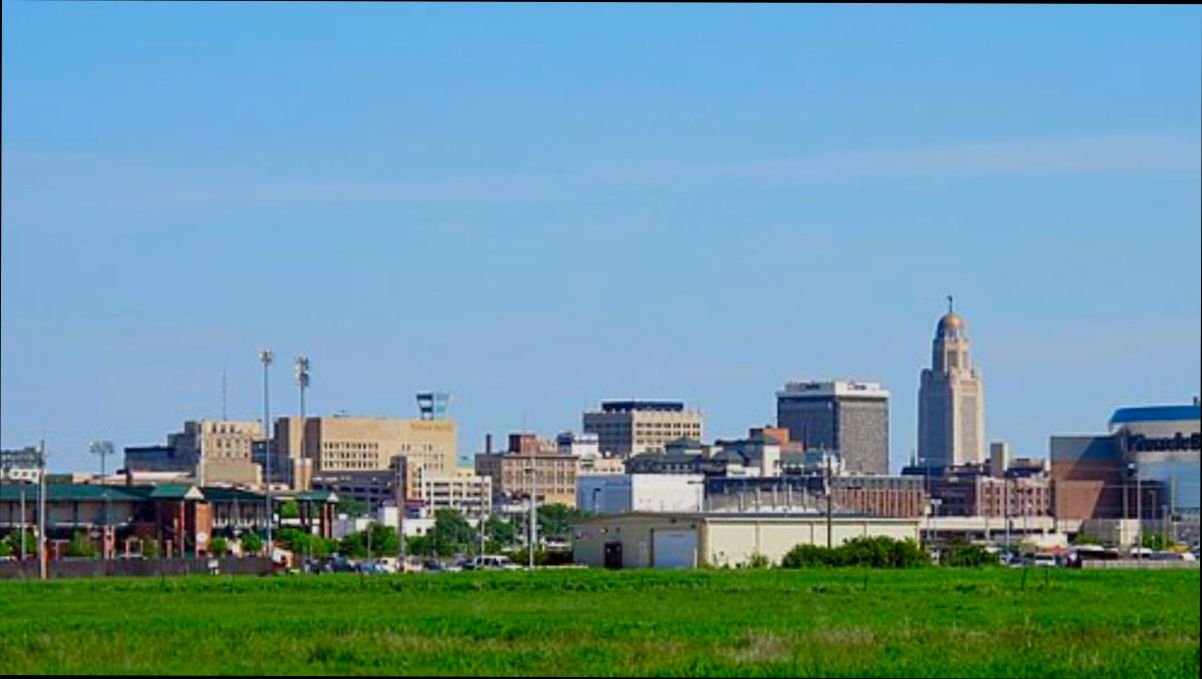 Pros and Cons of Living in Lincoln NE - 0