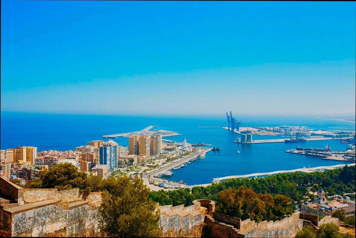 Pros and Cons of Living in Málaga - 1