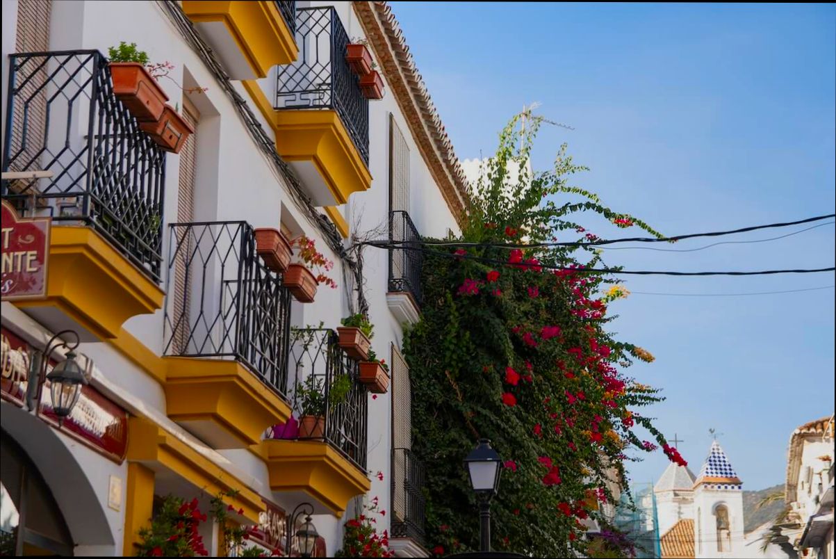 Pros and Cons of Living in Marbella preview