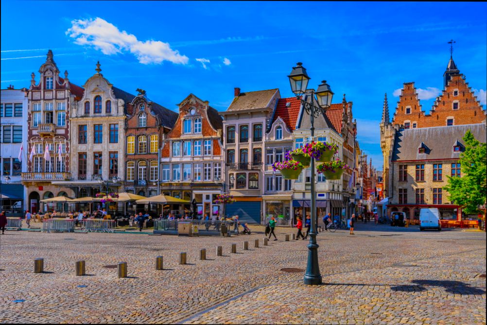 Pros and Cons of Living in Mechelen (Malines) - 0