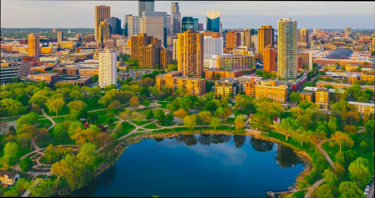 Pros and Cons of Living in Minneapolis MN - 0