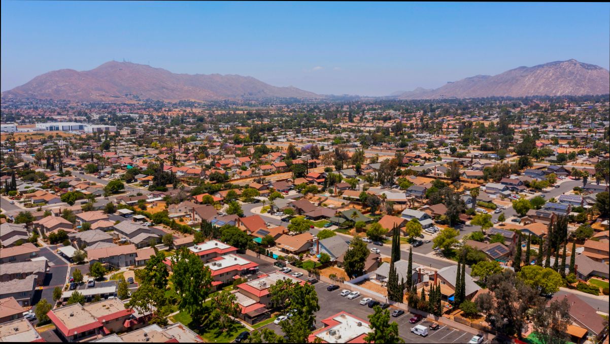 Pros and Cons of Living in Moreno Valley CA - 1