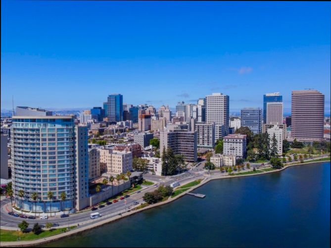 Pros and Cons of Living in Oakland CA - 0