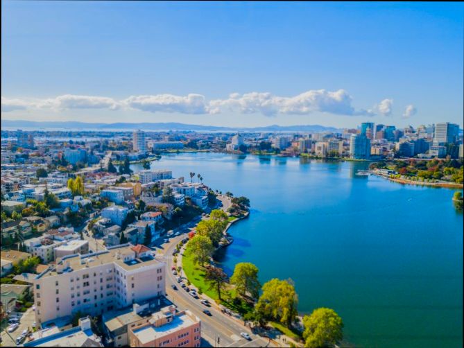 Pros and Cons of Living in Oakland CA - 1