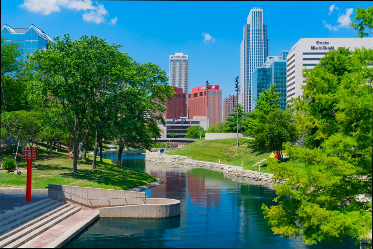 Pros and Cons of Living in Omaha NE - 0