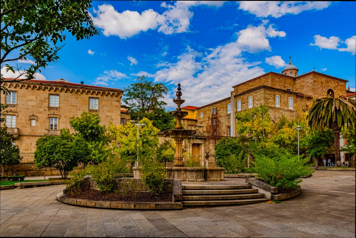 Pros and Cons of Living in Orense (Ourense) - 1