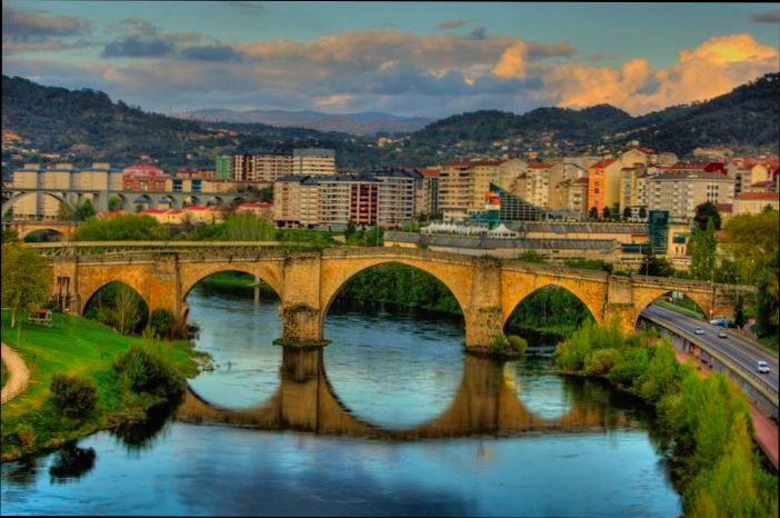 Pros and Cons of Living in Orense (Ourense) - 2