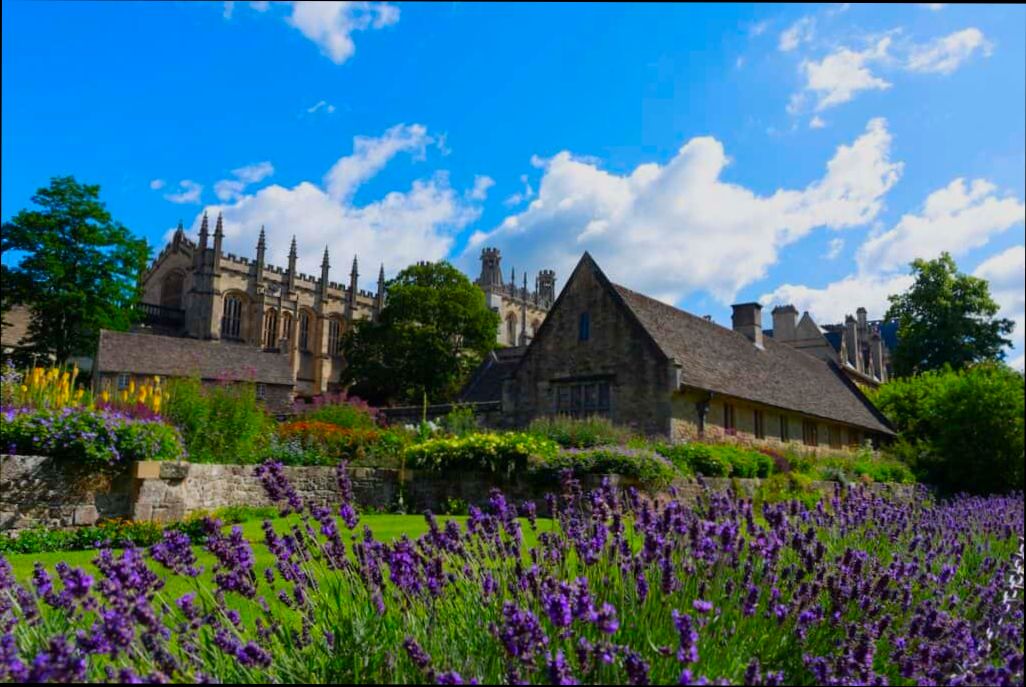 Pros and Cons of Living in Oxford - 3