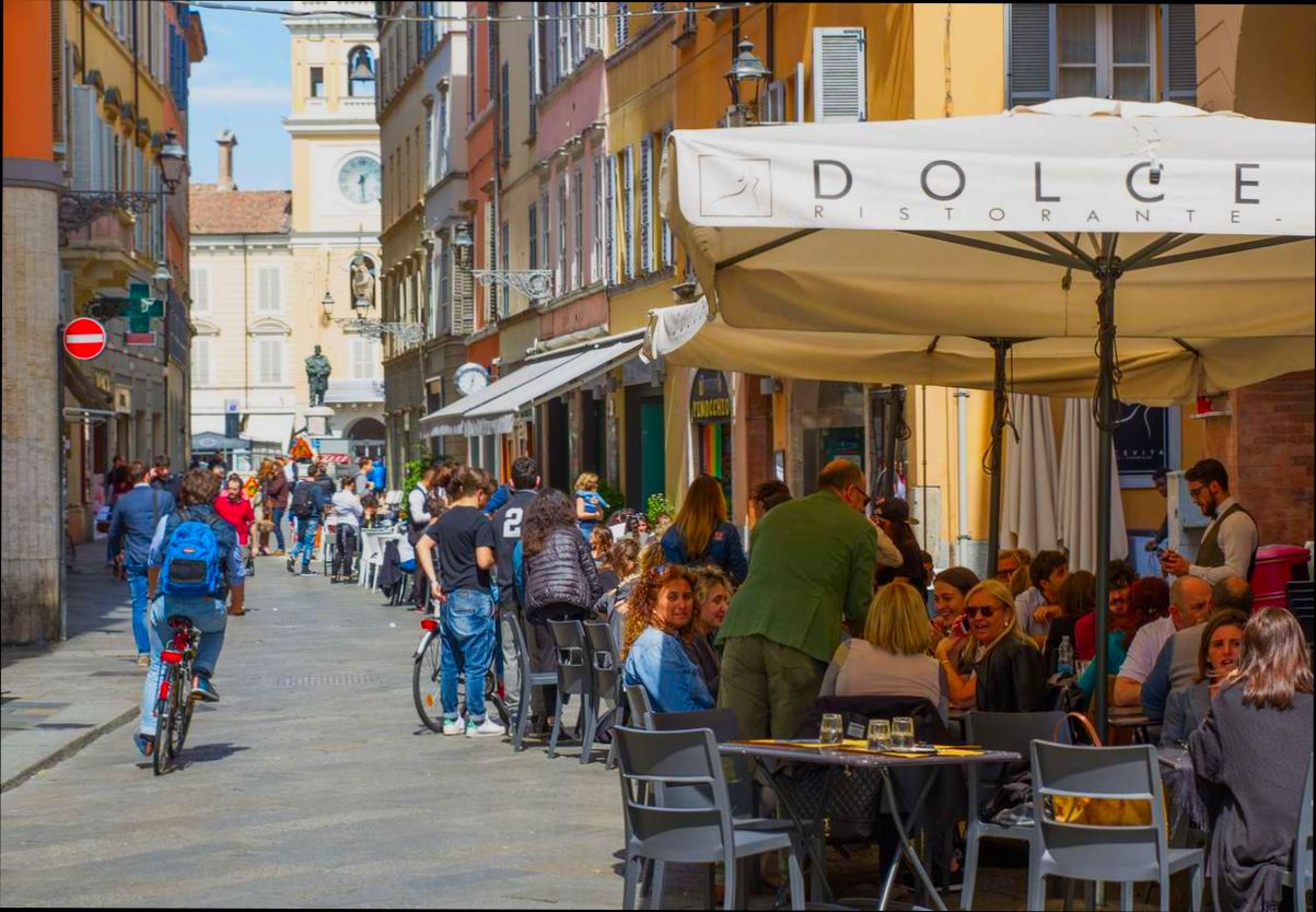 Pros and Cons of Living in Parma preview