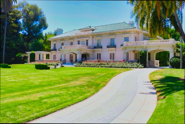 Pros and Cons of Living in Pasadena CA preview