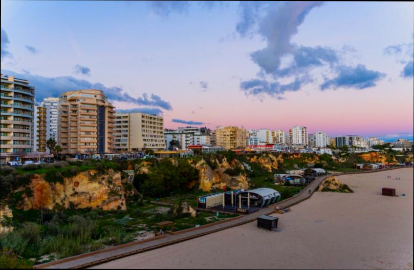 Pros and Cons of Living in Portimão preview