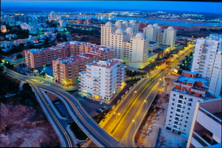 Pros and Cons of Living in Portimão - 1