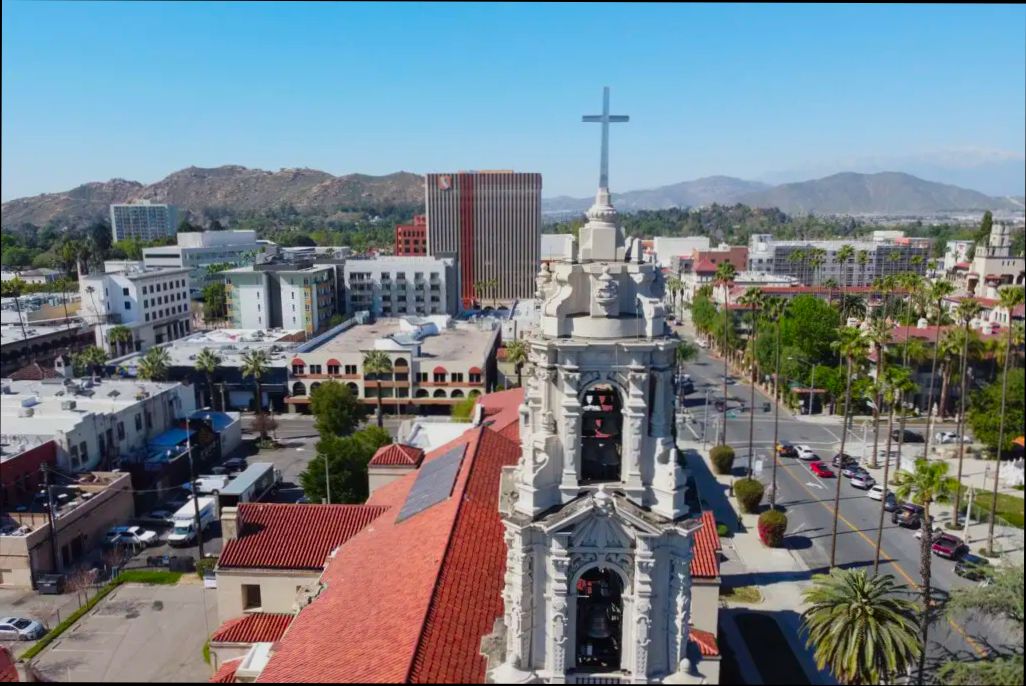 Pros and Cons of Living in Riverside CA - 2