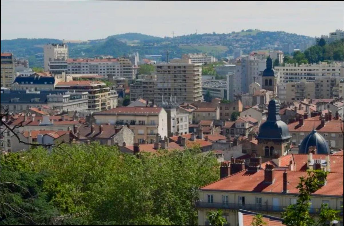 Pros and Cons of Living in Saint Etienne France as an Expat - 3