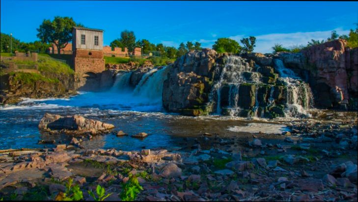 Pros and Cons of Living in Sioux Falls SD - 3