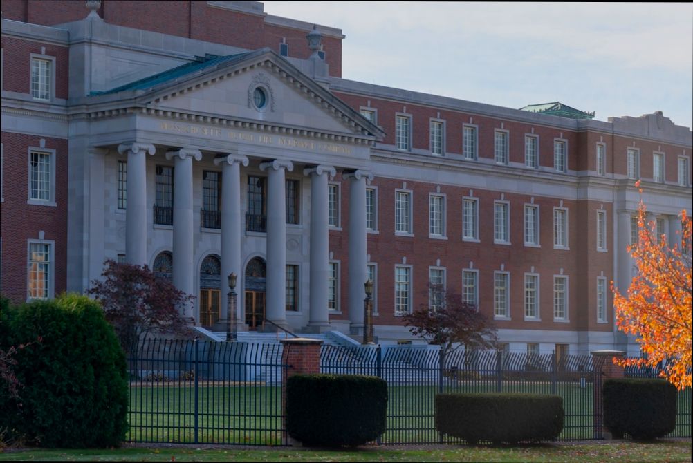 Pros and Cons of Living in Springfield MA preview