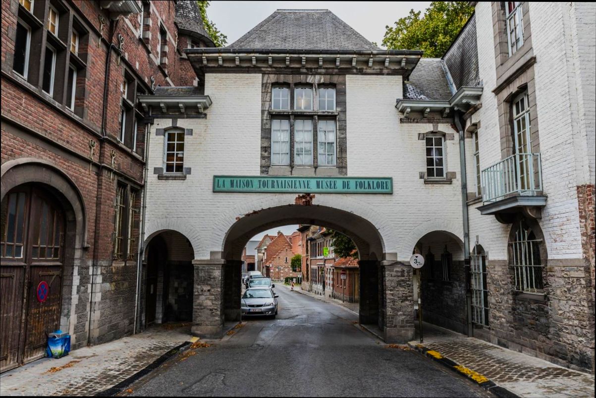 Pros and Cons of Living in Tournai (Doornik) - 3