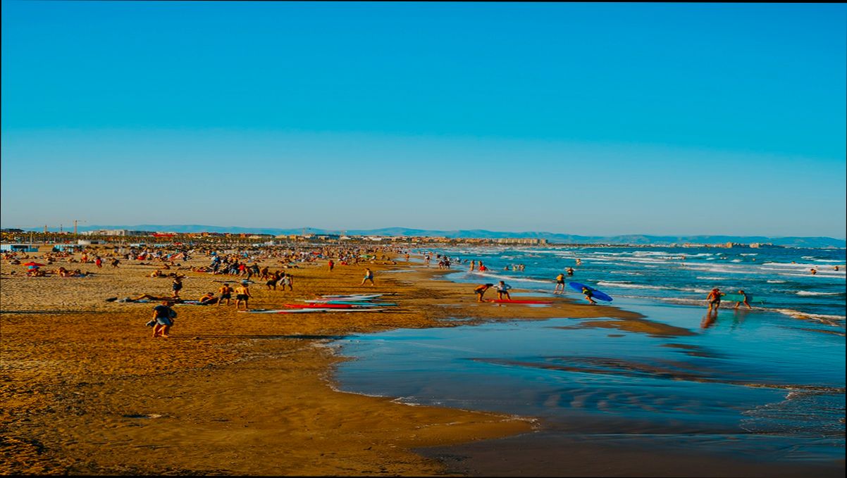 Pros and Cons of Living in Valencia - 4