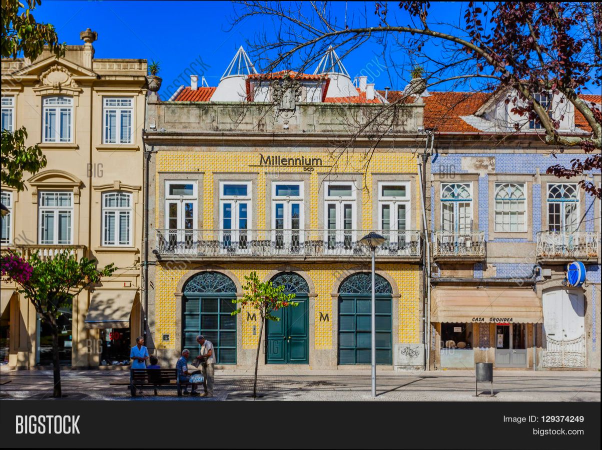 Pros and Cons of Living in Vila Nova de Famalicão
