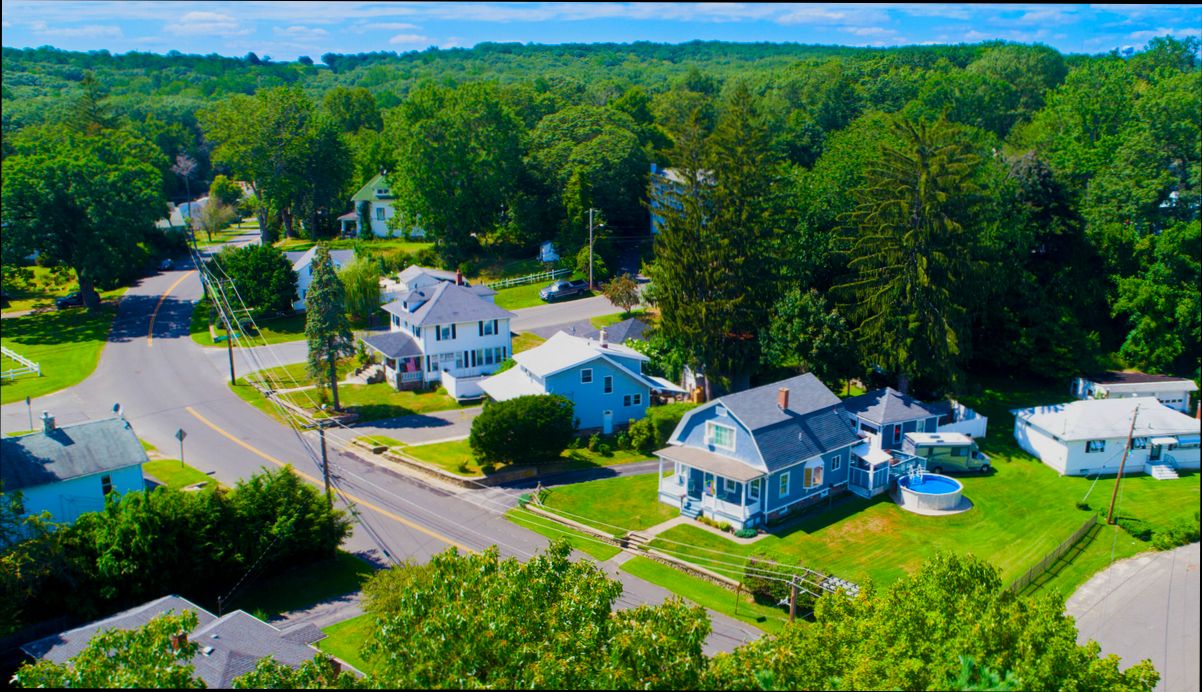 Pros and Cons of Living in Waterbury CT - 4