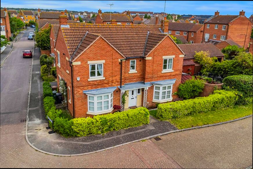 Pros and Cons of New Build vs Old Properties in United Kingdom - 4