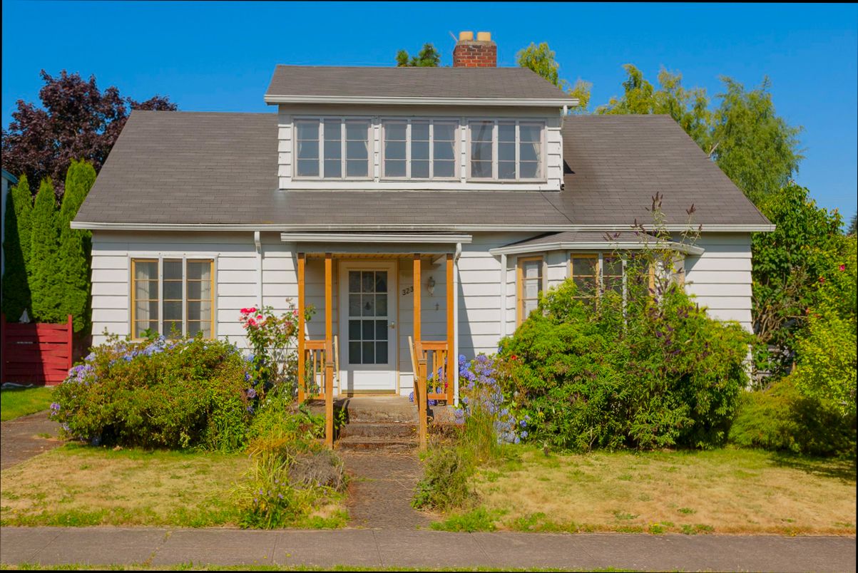 What are HUD Homes - 6