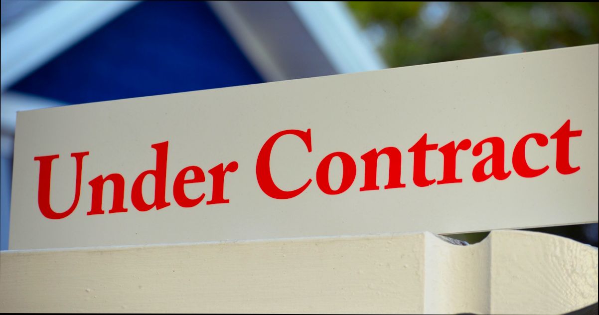 What Does Under Contract Mean in Real Estate - 0